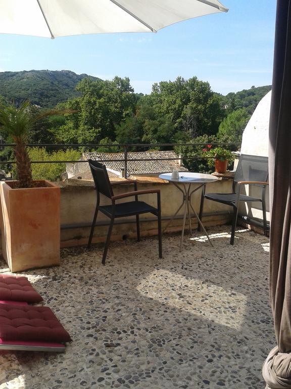 Guesthouse De Cambis B&B Remoulins Phòng bức ảnh